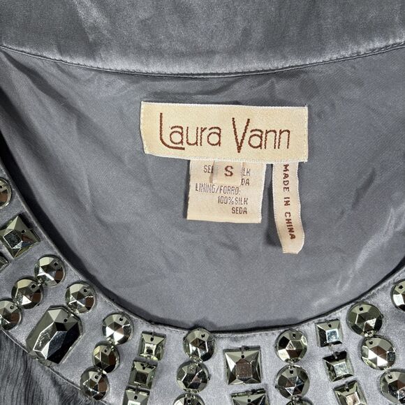 Laura Vann Women’s Size S Silk Gray Mini Dress Micro Pleat Layered Chiffon Jewel - Picture 5 of 16